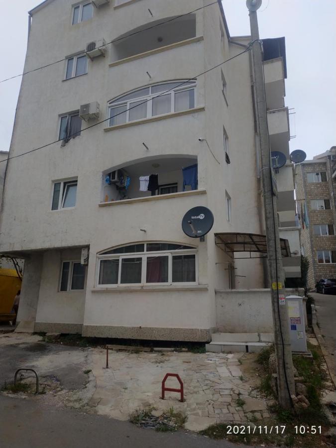 Bird Apartment Будва Екстер'єр фото